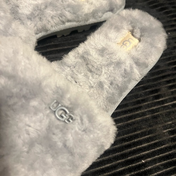 UGG - Picture 4 of 9